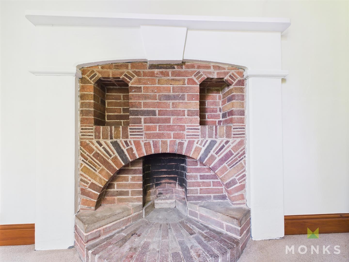 The Cottage Gooseberry Lane, Shrewsbury, SY4 3BB SSTC The Cottage Gooseberry Lane, Shrewsbury, SY4 3BB SSTC